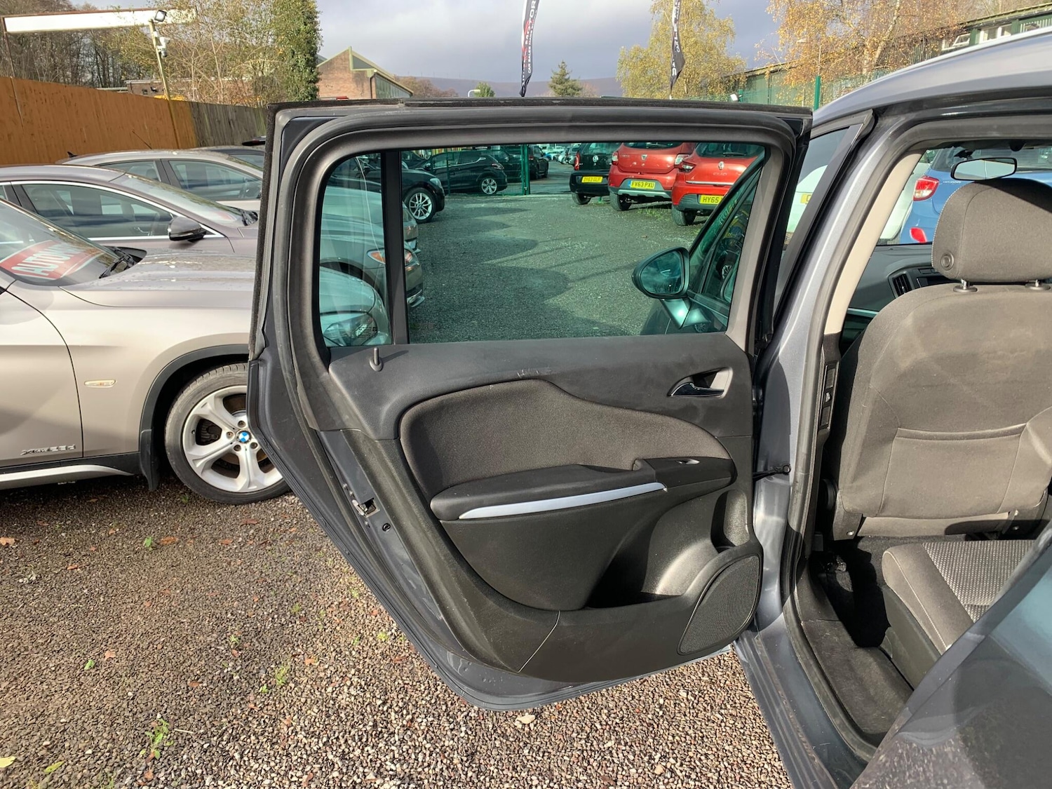 Used Vauxhall Zafira 2017 for sale - 76899143: Photo 33