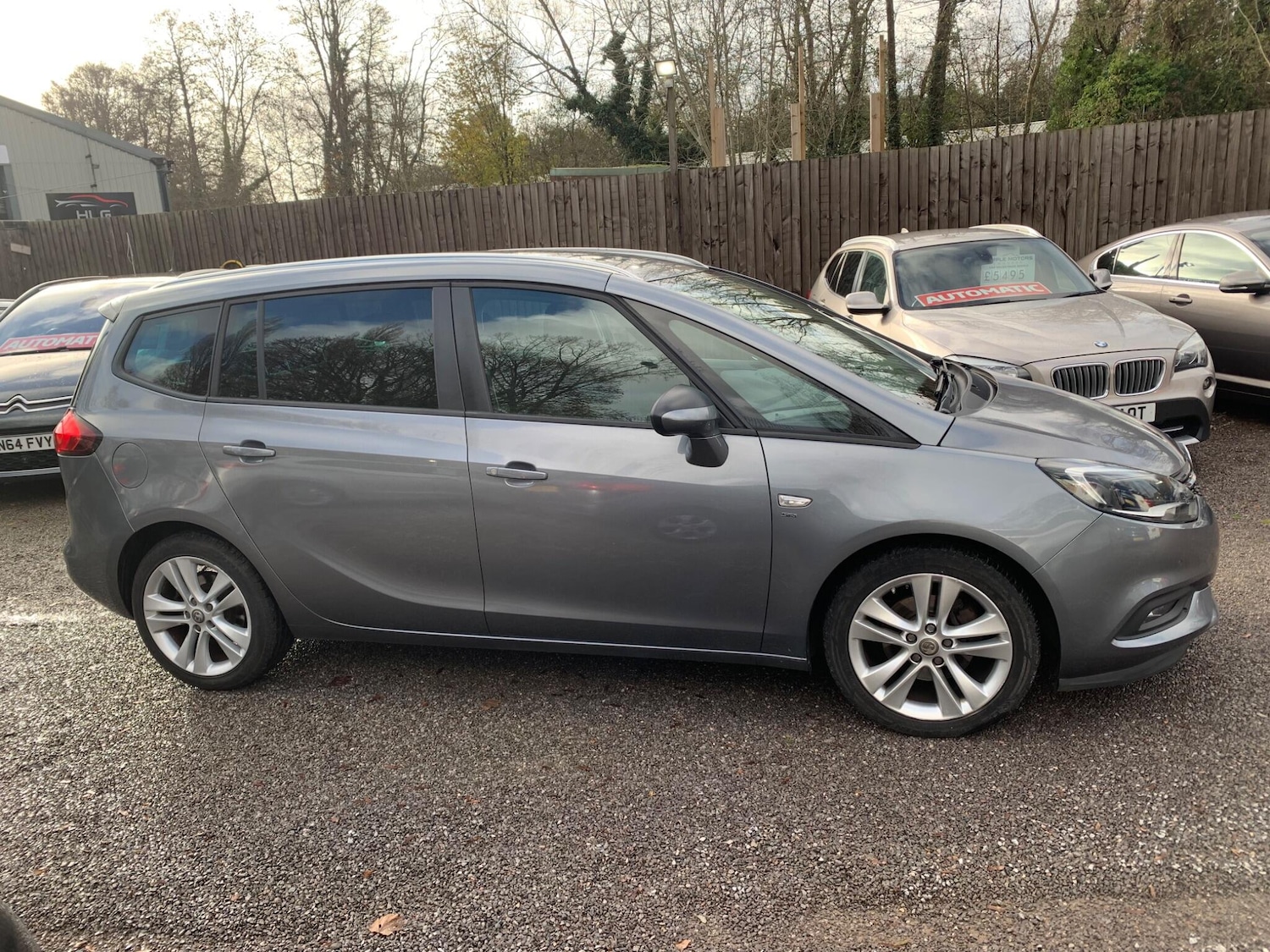 Used Vauxhall Zafira 2017 for sale - 76899143: Photo 5