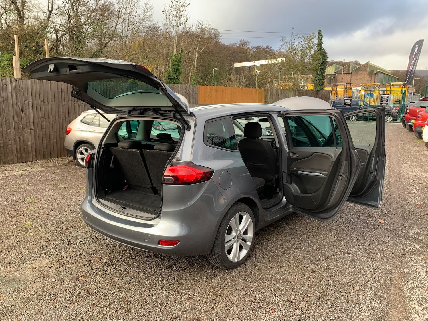 Used Vauxhall Zafira 2017 for sale - 76899143: Photo 56