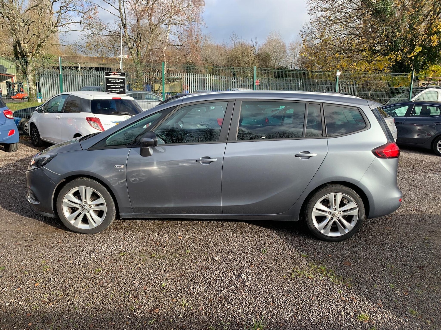 Used Vauxhall Zafira 2017 for sale - 76899143: Photo 9