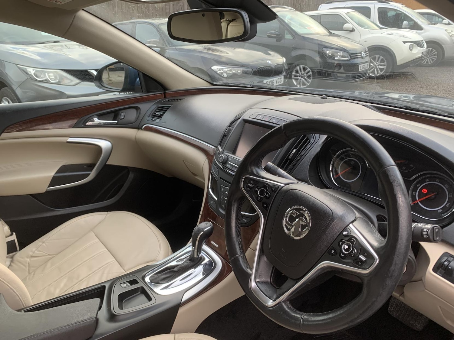 Used Vauxhall Insignia 2015 for sale - 77918181: Photo 10