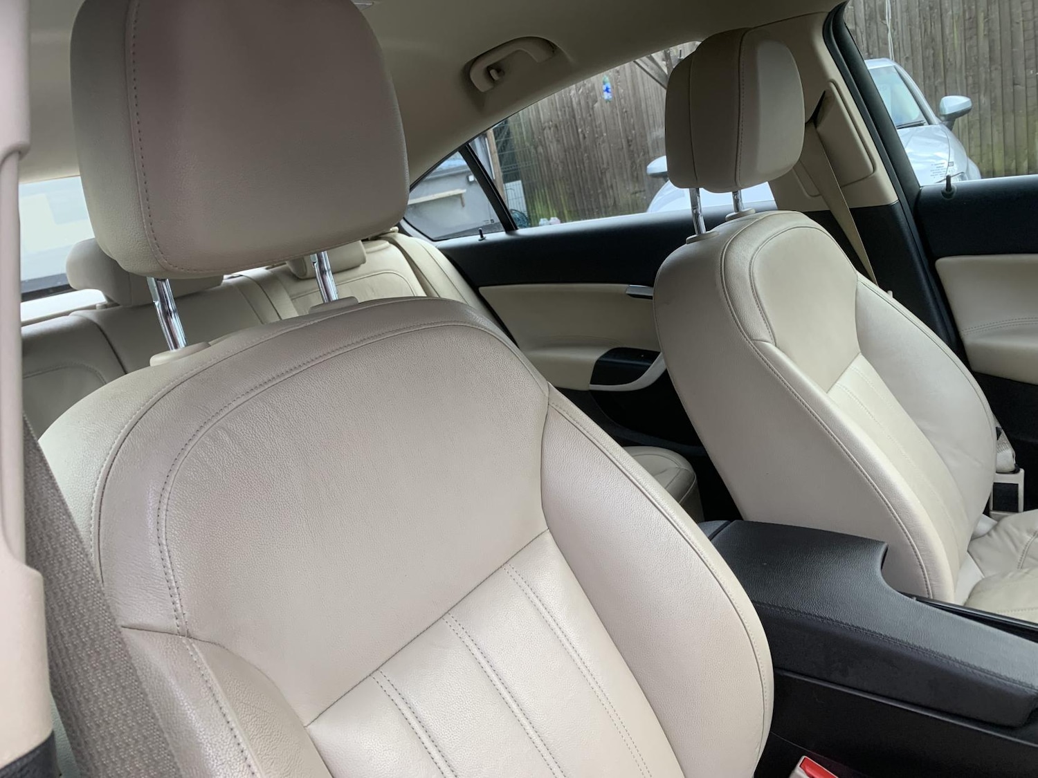 Used Vauxhall Insignia 2015 for sale - 77918181: Photo 12