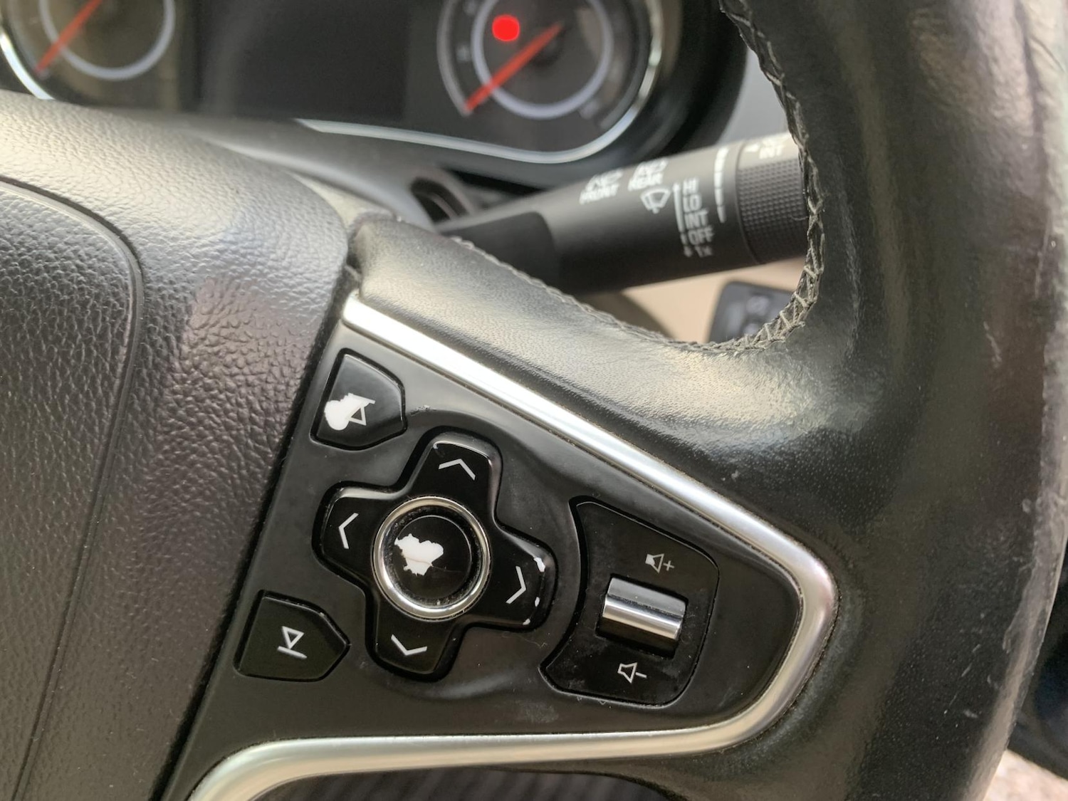 Used Vauxhall Insignia 2015 for sale - 77918181: Photo 14