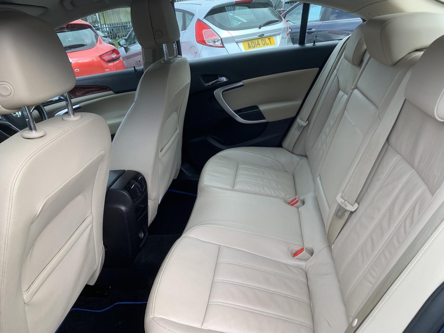 Used Vauxhall Insignia 2015 for sale - 77918181: Photo 29