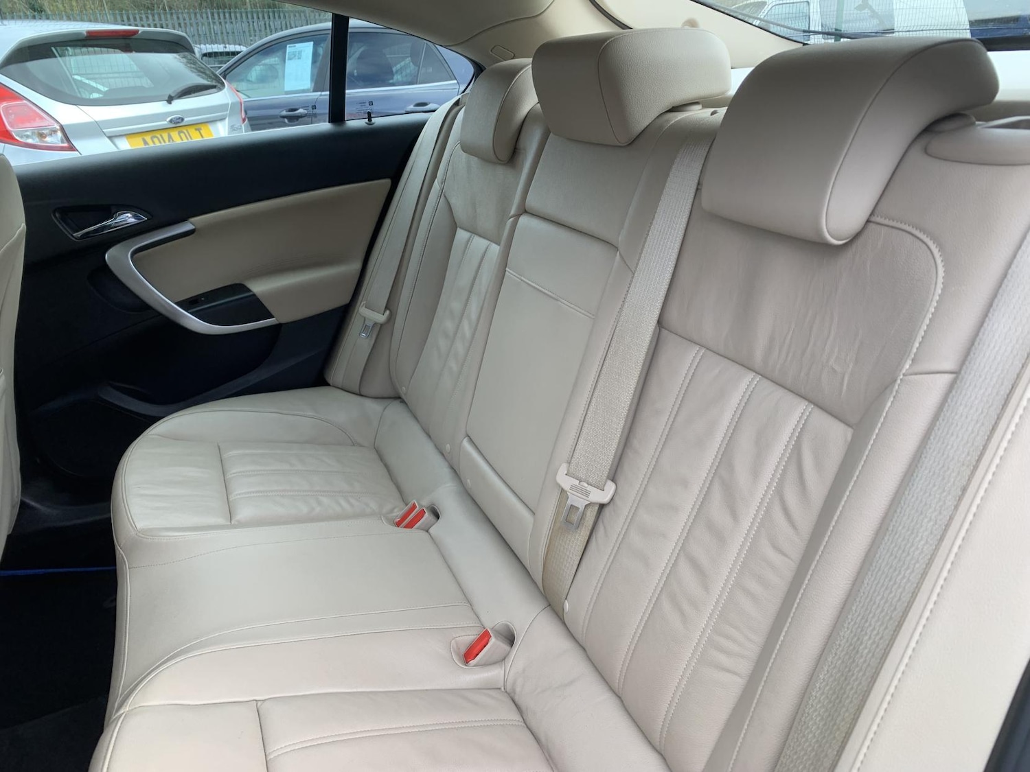 Used Vauxhall Insignia 2015 for sale - 77918181: Photo 30