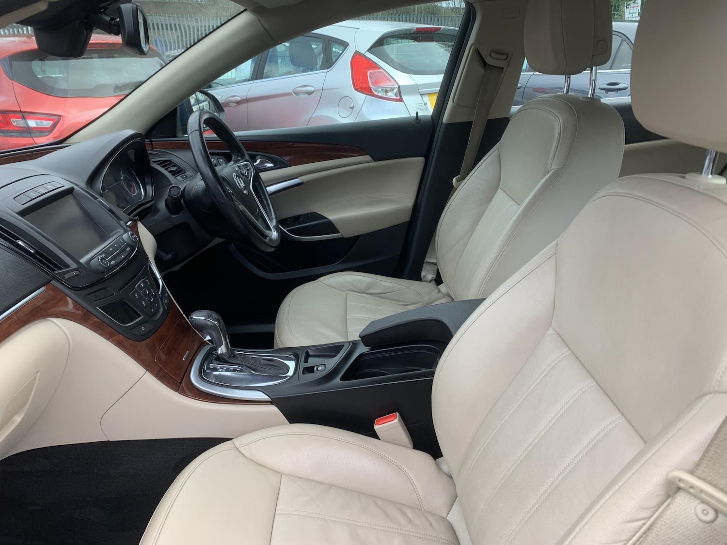 Used Vauxhall Insignia 2015 for sale - 77918181: Photo 34