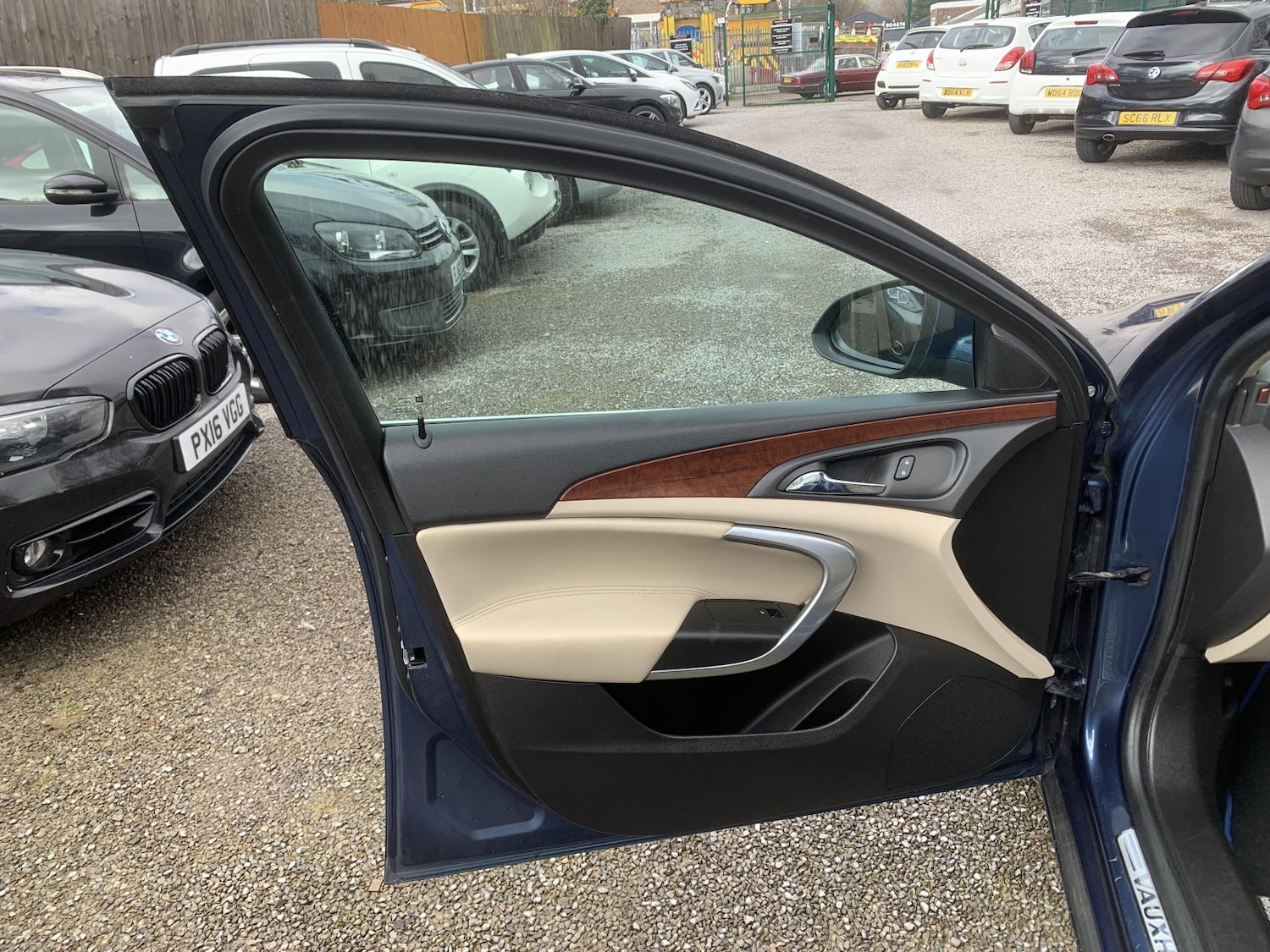 Used Vauxhall Insignia 2015 for sale - 77918181: Photo 40