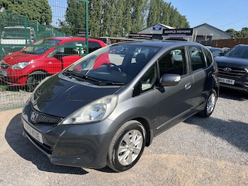 Used Honda Jazz 2013 for sale - 79223425: Photo