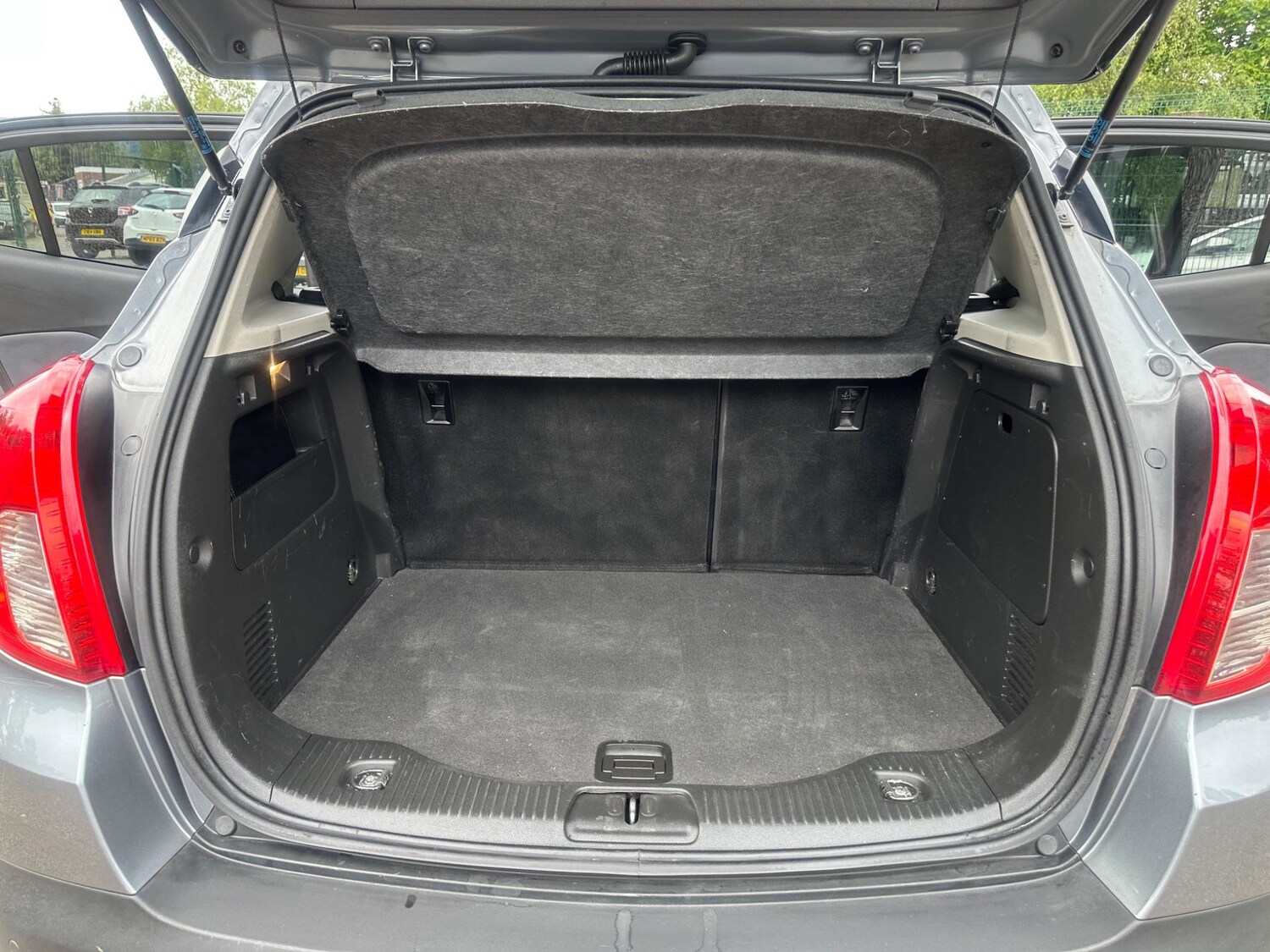Vehicle 27