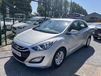 Used Hyundai i30 2013 for sale - 79021393: Photo