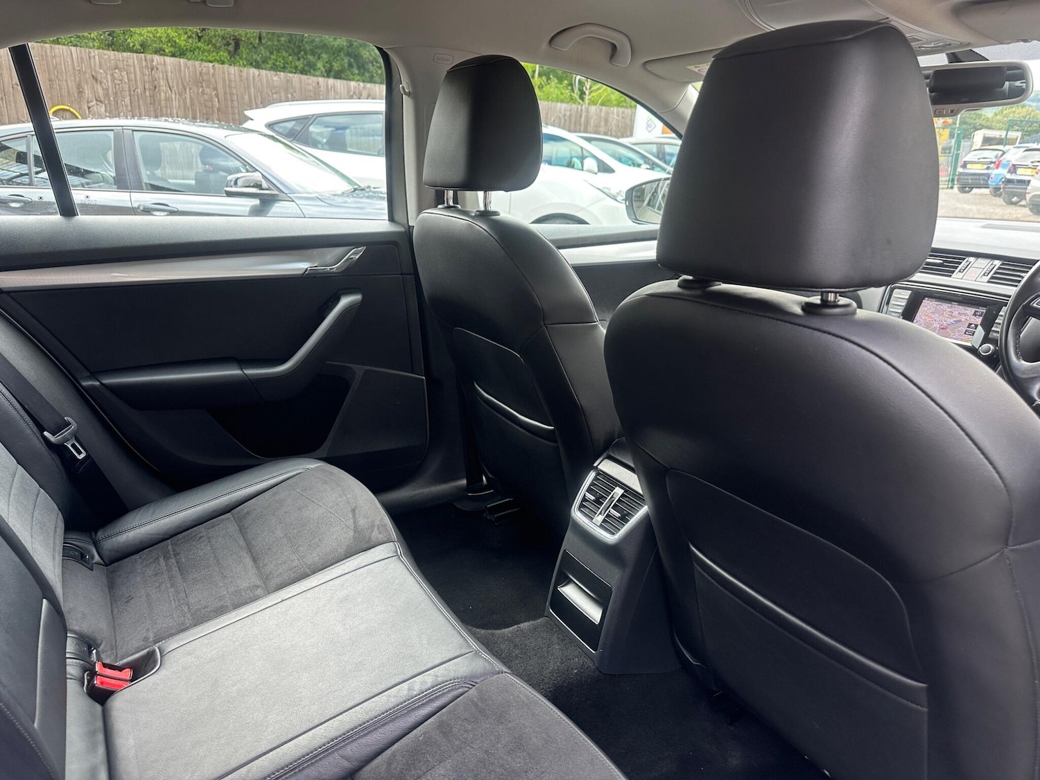 Used Skoda Octavia 2015 for sale - 76666519: Photo 20