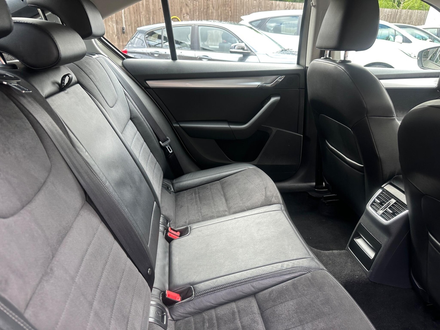 Used Skoda Octavia 2015 for sale - 76666519: Photo 24