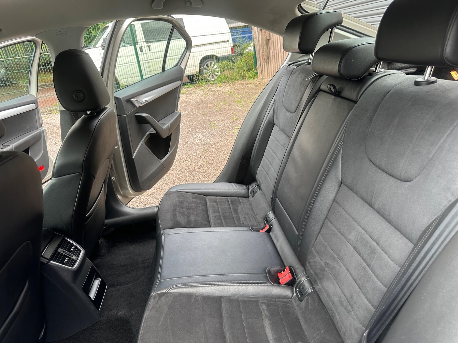 Used Skoda Octavia 2015 for sale - 76666519: Photo 29