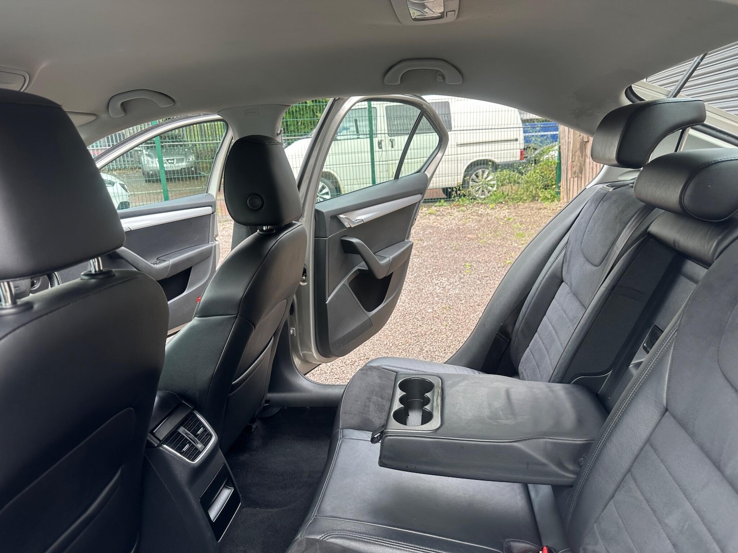 Used Skoda Octavia 2015 for sale - 76666519: Photo 35