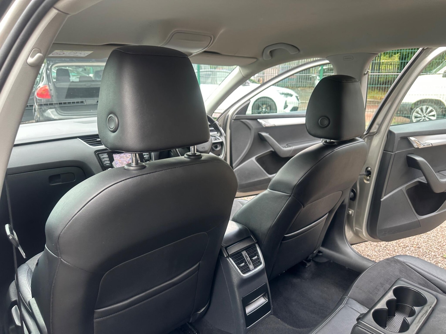 Used Skoda Octavia 2015 for sale - 76666519: Photo 39