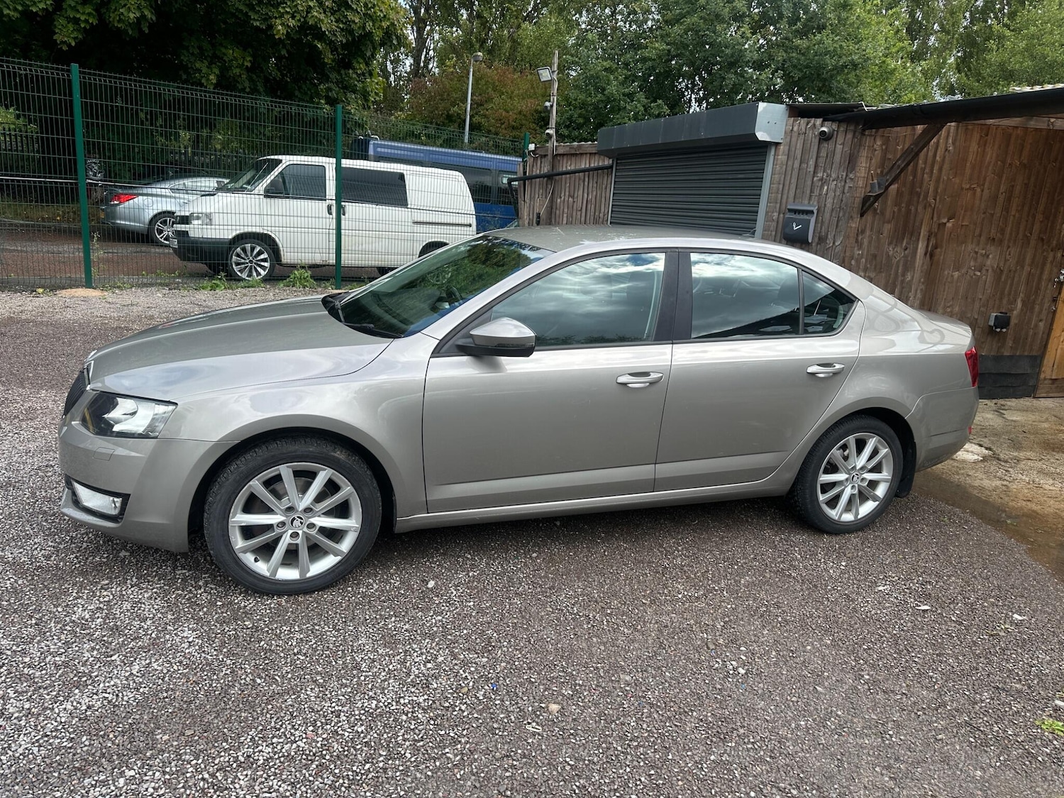 Used Skoda Octavia 2015 for sale - 76666519: Photo 4