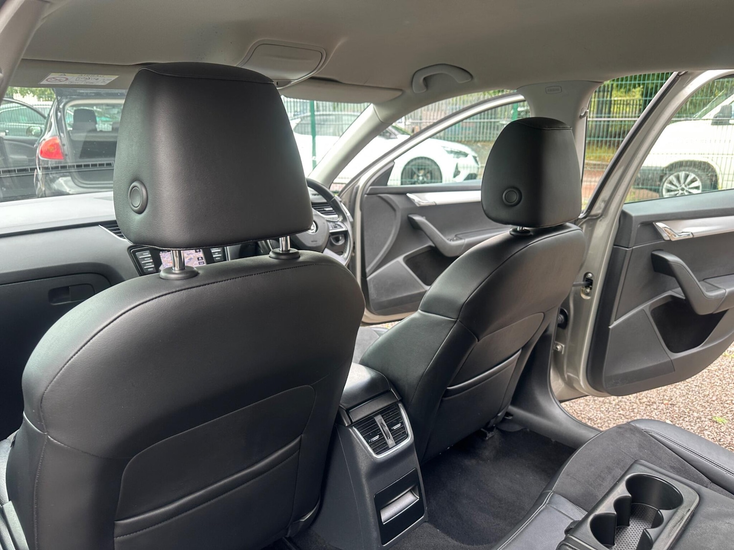 Used Skoda Octavia 2015 for sale - 76666519: Photo 40