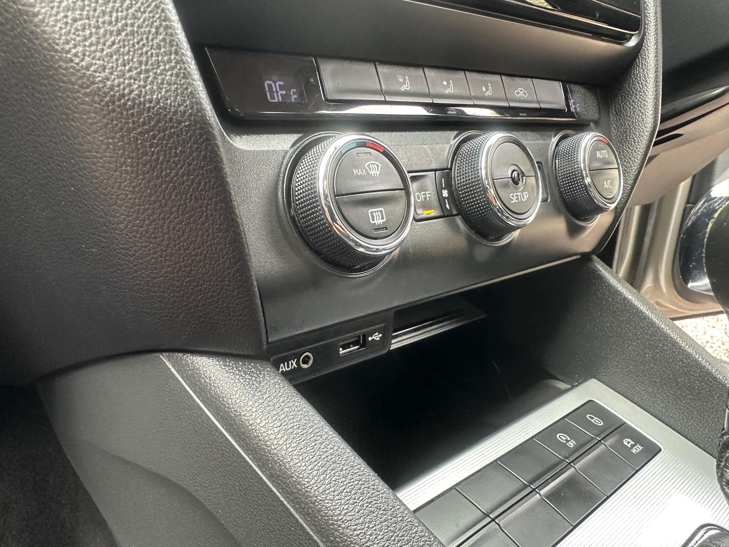 Used Skoda Octavia 2015 for sale - 76666519: Photo 45