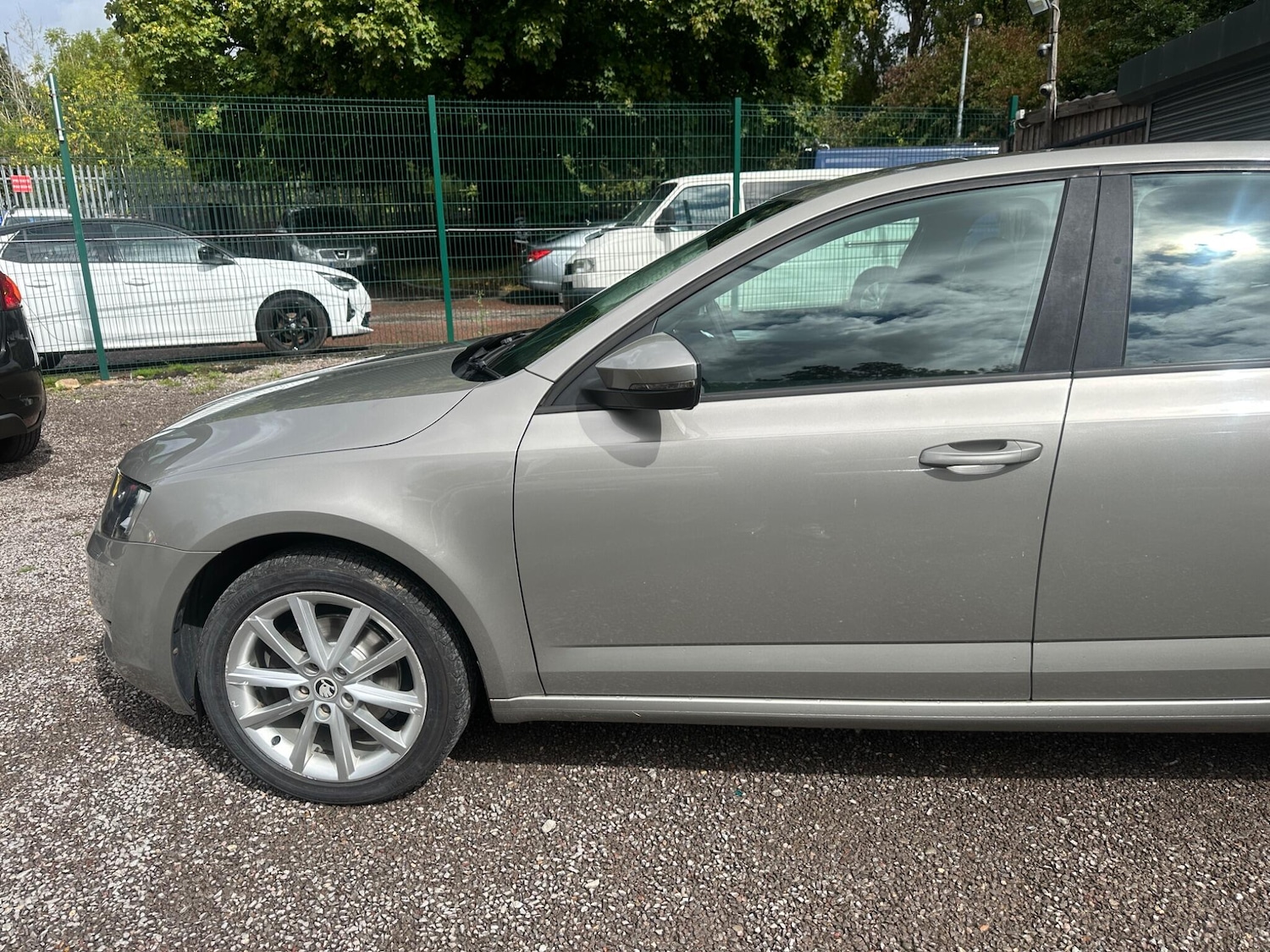 Used Skoda Octavia 2015 for sale - 76666519: Photo 79