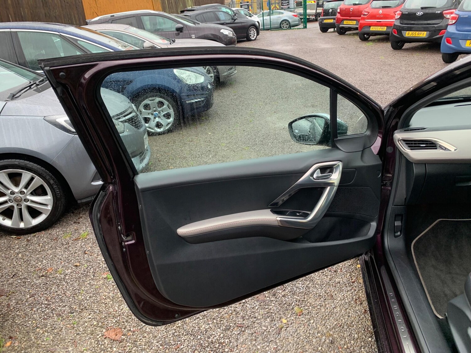 Used Peugeot 208 2013 for sale - 76866073: Photo 38