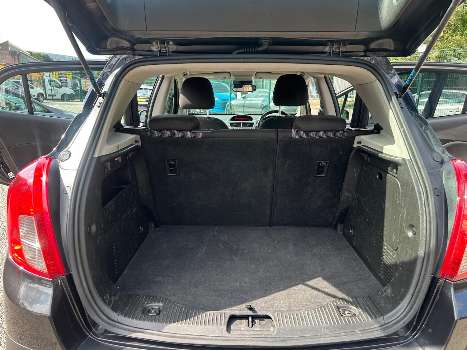 Vehicle 33