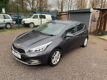 Used Kia Ceed 2015 for sale - 77305946: Photo