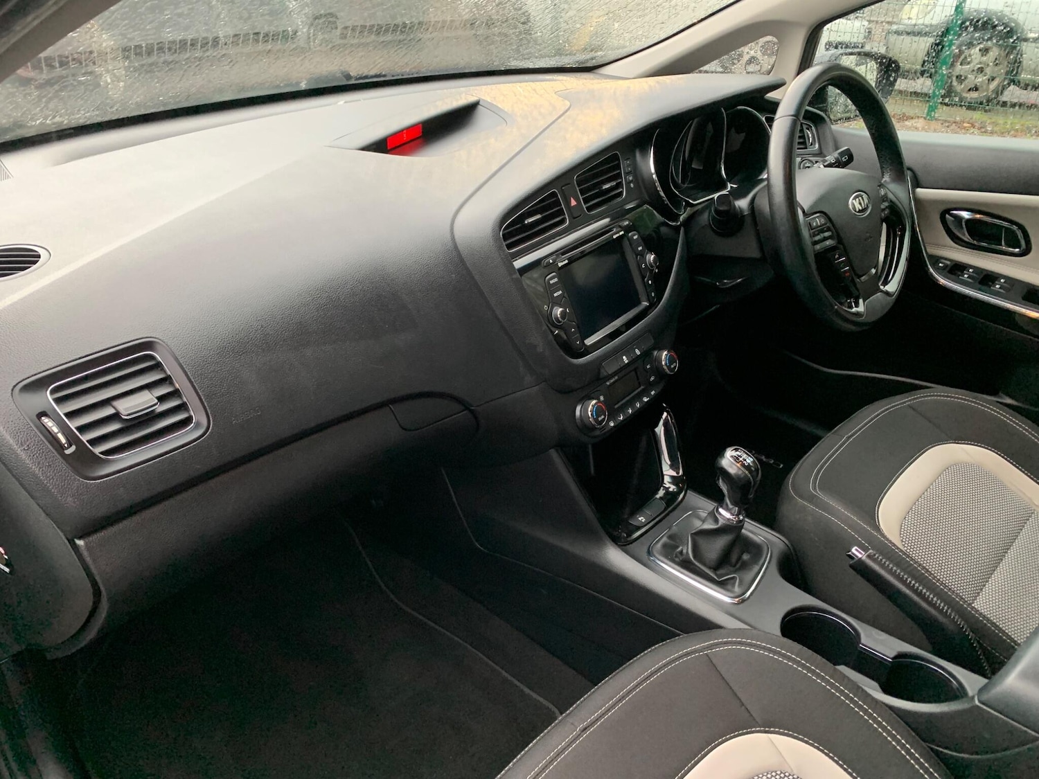 Used Kia Ceed 2015 for sale - 77305946: Photo 41