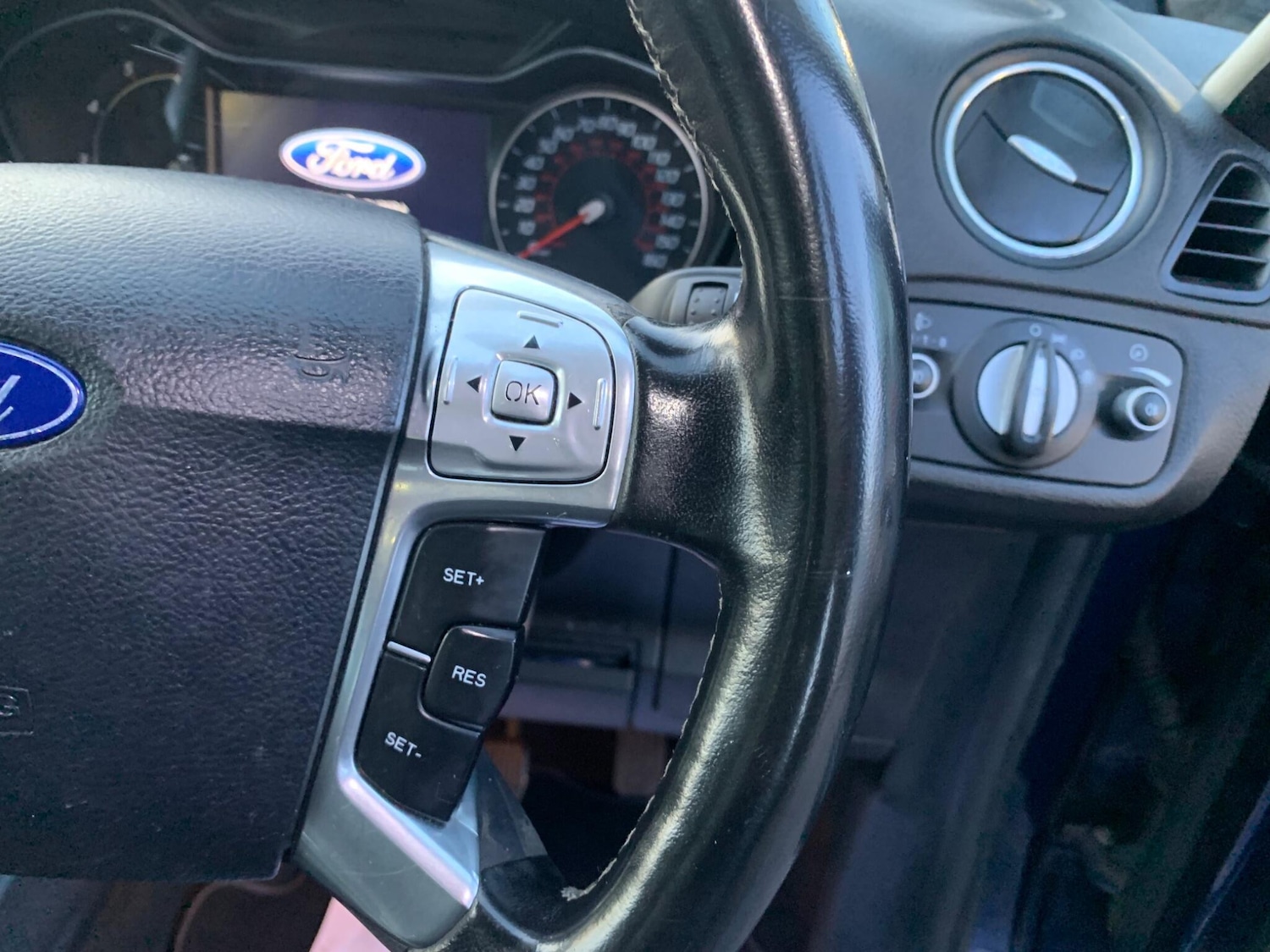 Used Ford S-Max 2011 for sale - 76801485: Photo 15