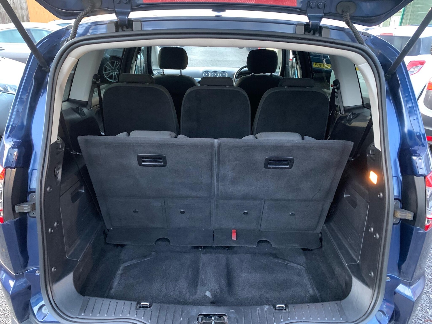 Used Ford S-Max 2011 for sale - 76801485: Photo 30