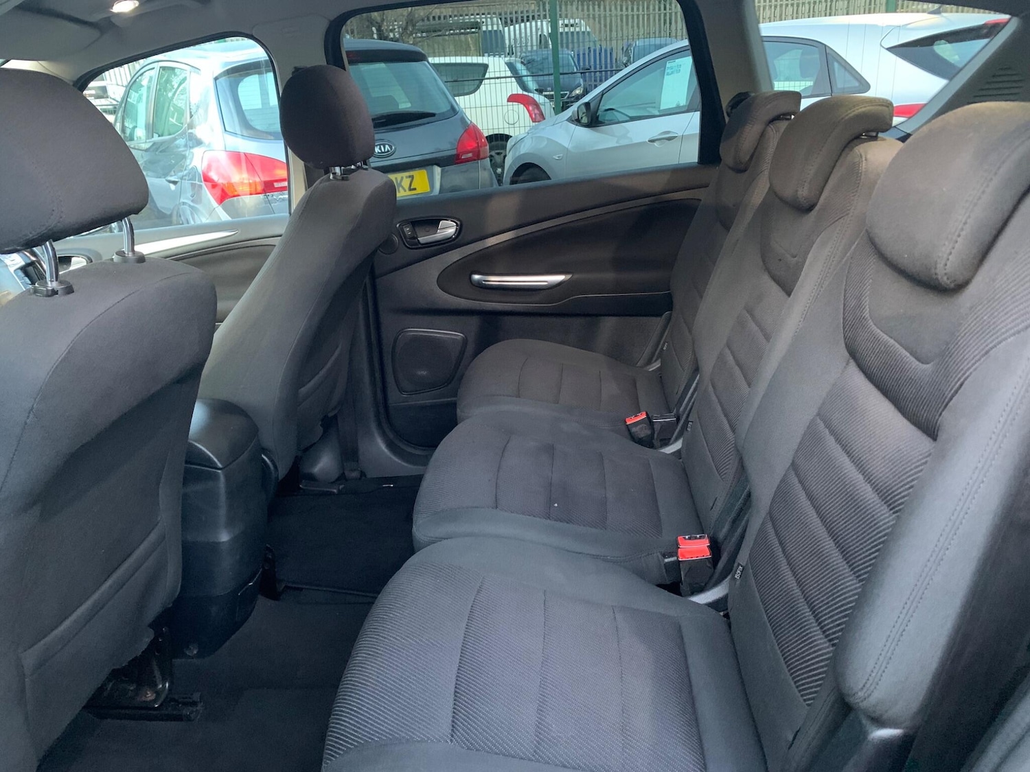 Used Ford S-Max 2011 for sale - 76801485: Photo 32