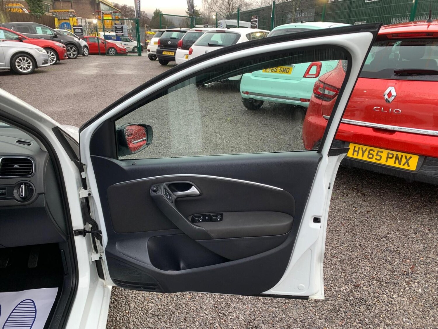 Used Volkswagen Polo 2015 for sale - 77591035: Photo 21