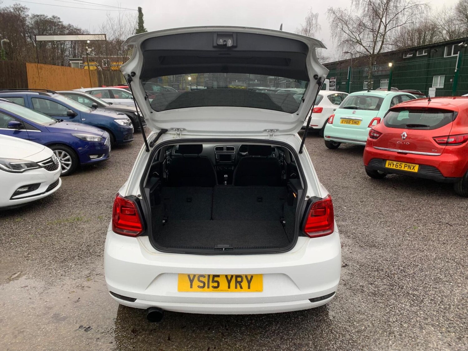 Used Volkswagen Polo 2015 for sale - 77591035: Photo 26