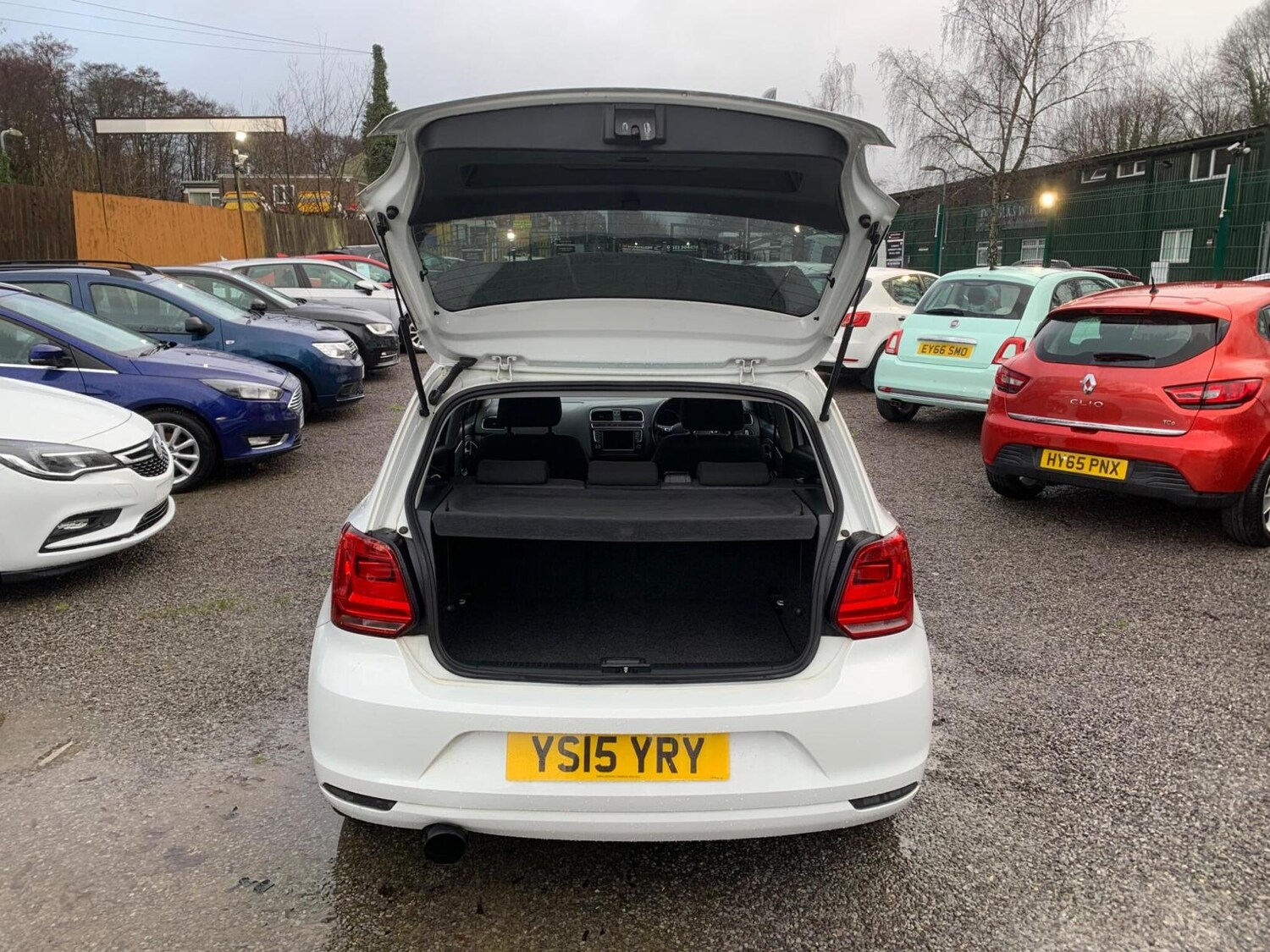 Used Volkswagen Polo 2015 for sale - 77591035: Photo 30