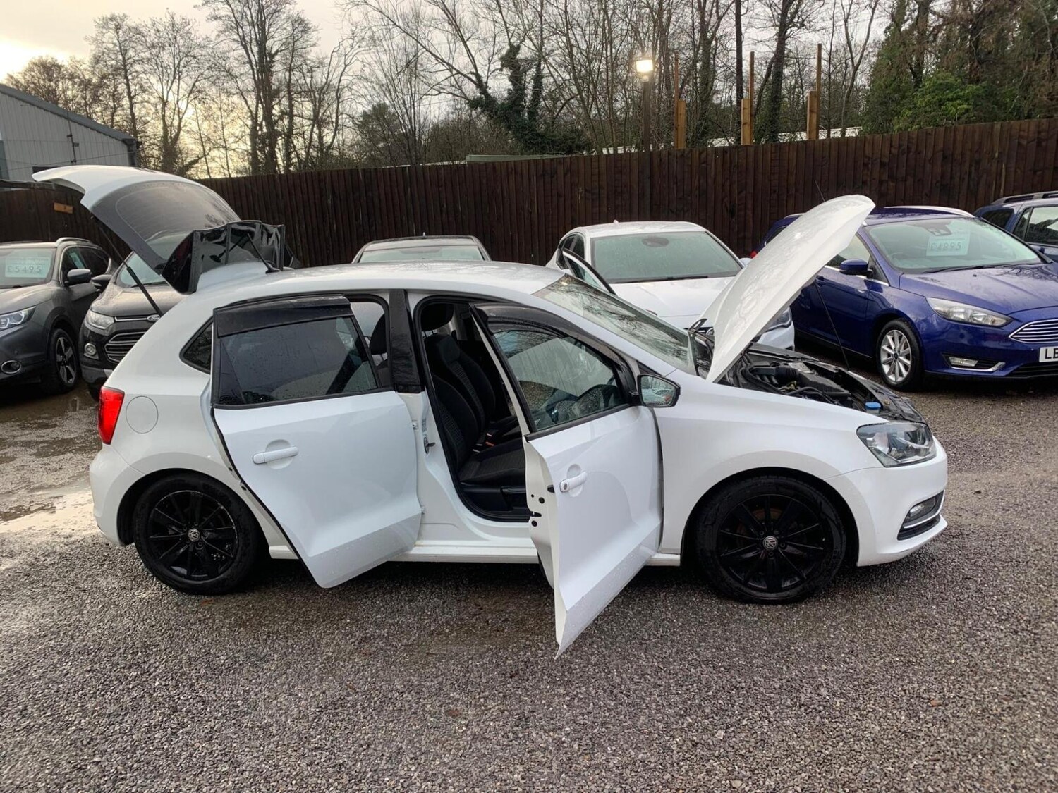 Used Volkswagen Polo 2015 for sale - 77591035: Photo 49