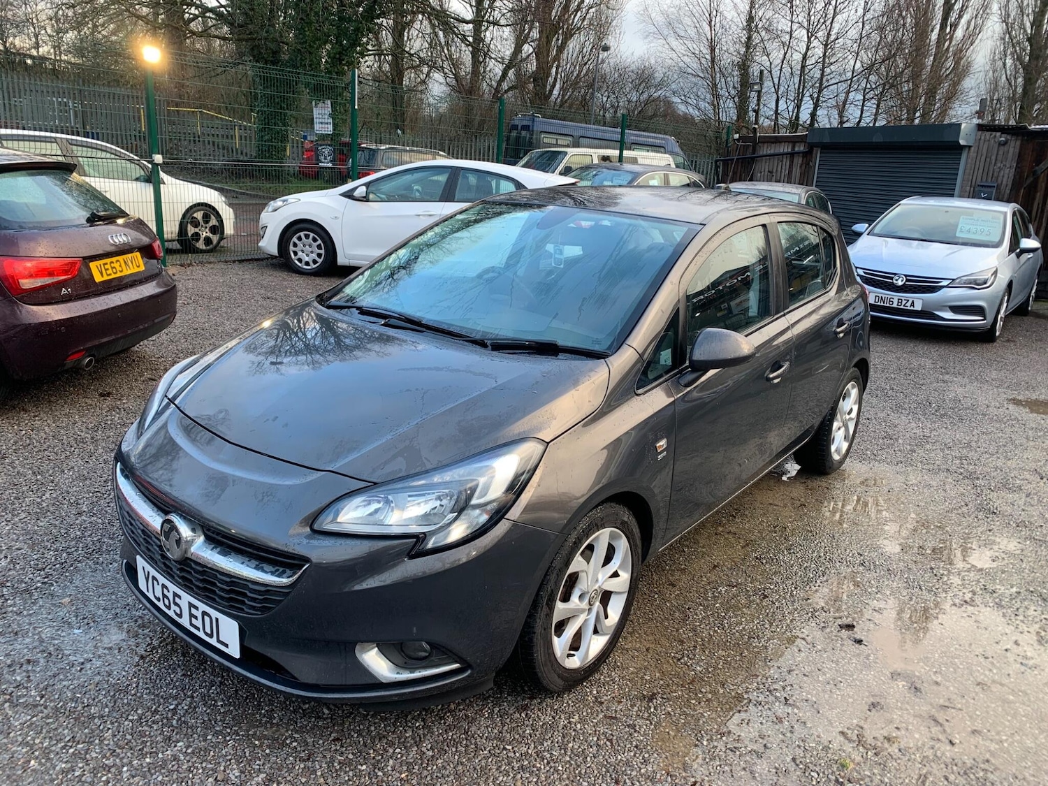 Used Vauxhall Corsa 2015 for sale - 77478846: Photo 2