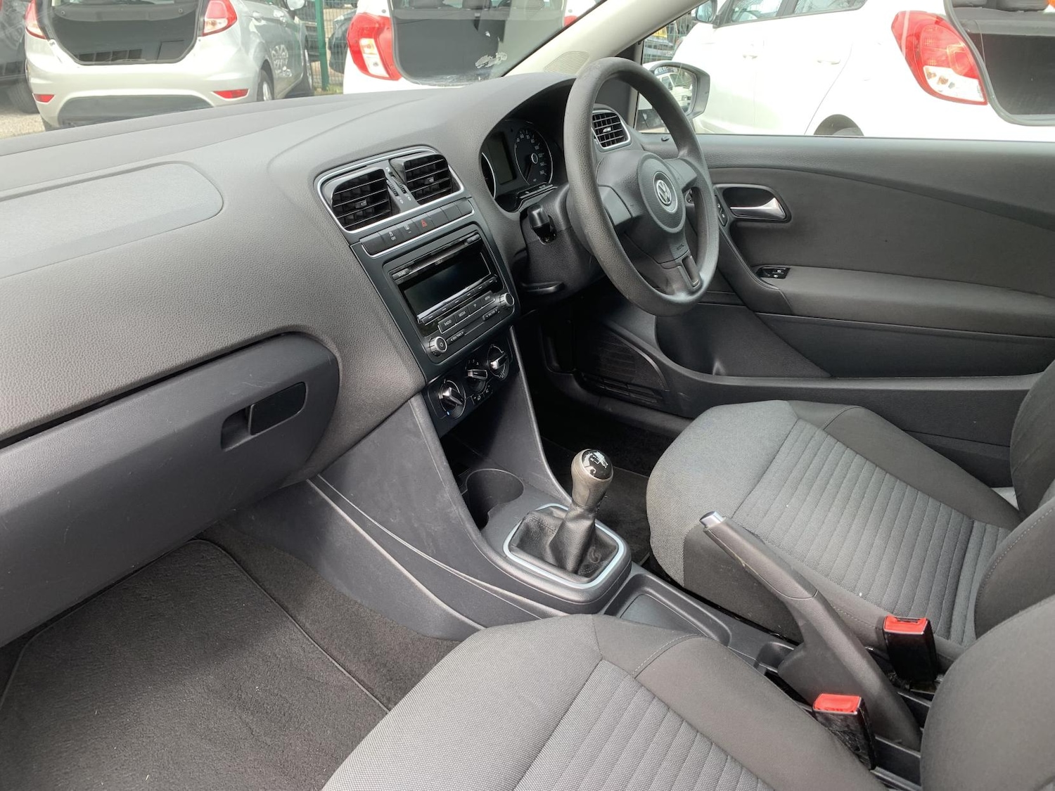 Used Volkswagen Polo 2012 for sale - 78028170: Photo 32