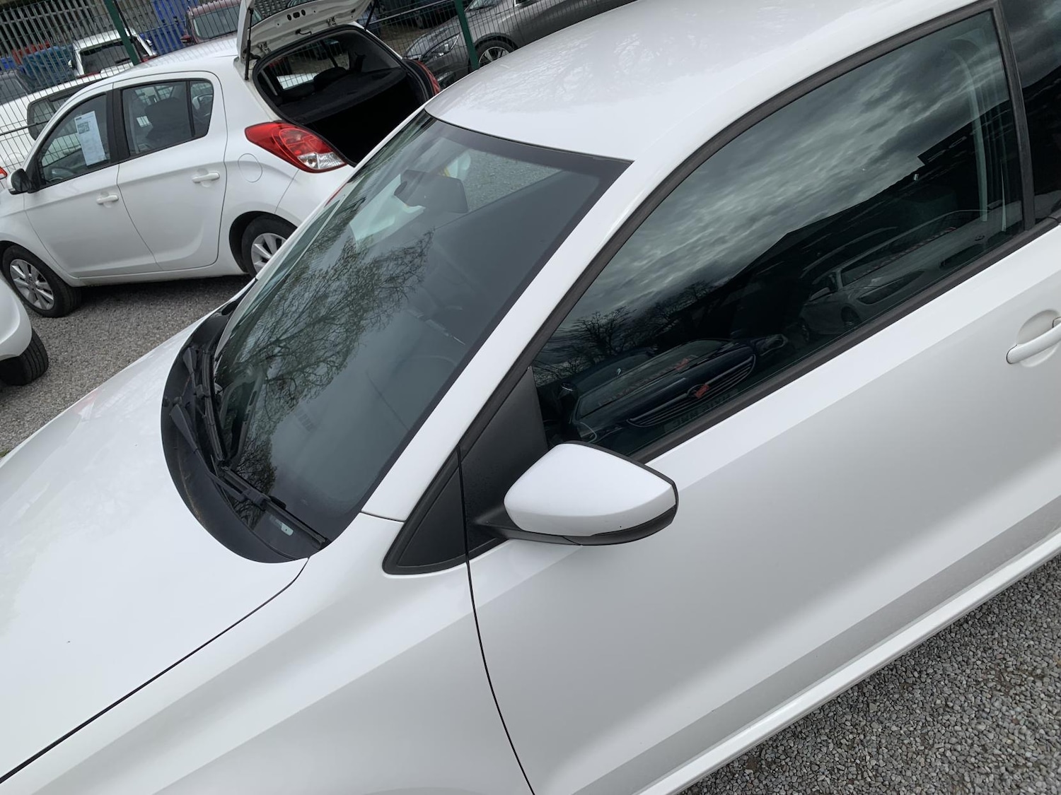 Used Volkswagen Polo 2012 for sale - 78028170: Photo 79