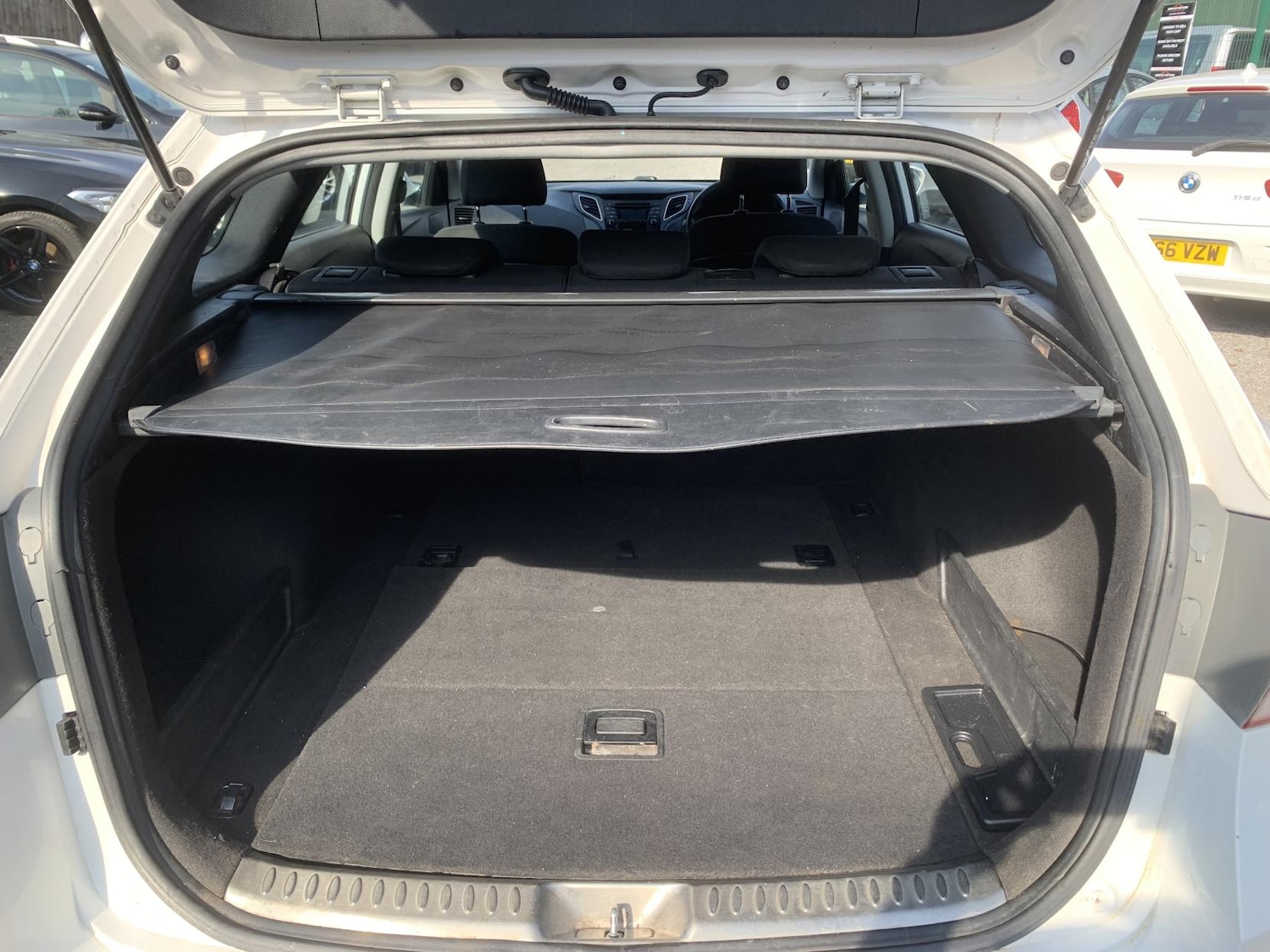 Used Hyundai i40 2014 for sale - 77982025: Photo 25