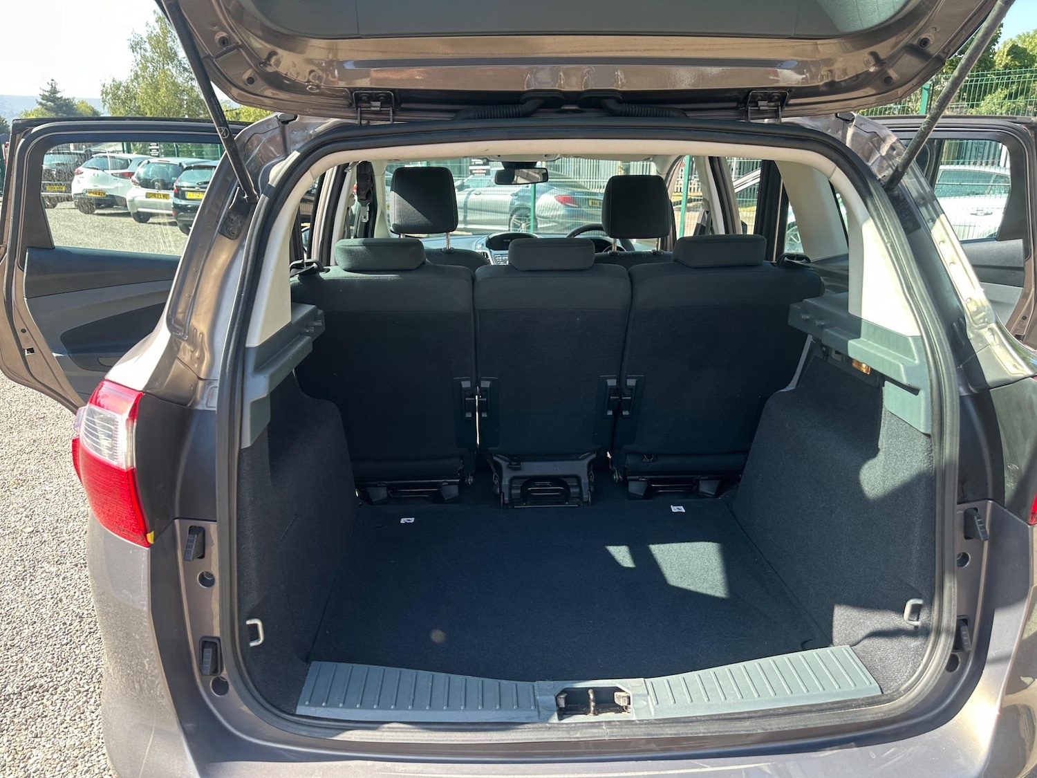 Vehicle 29