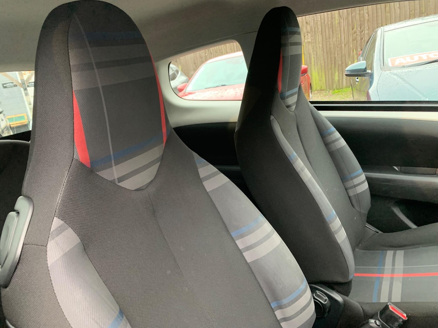 Used Peugeot 108 2015 for sale - 77331813: Photo 10