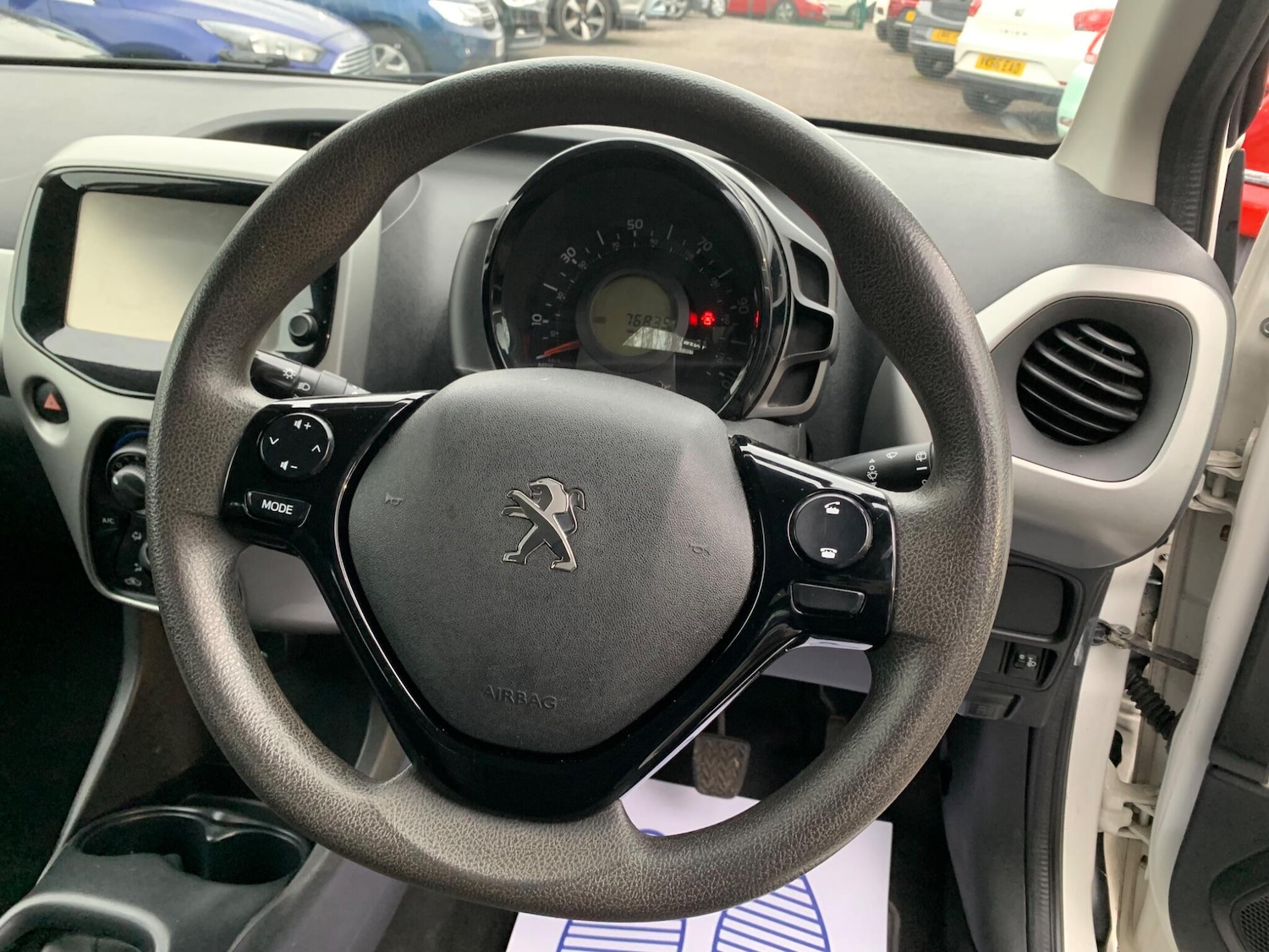 Used Peugeot 108 2015 for sale - 77331813: Photo 11