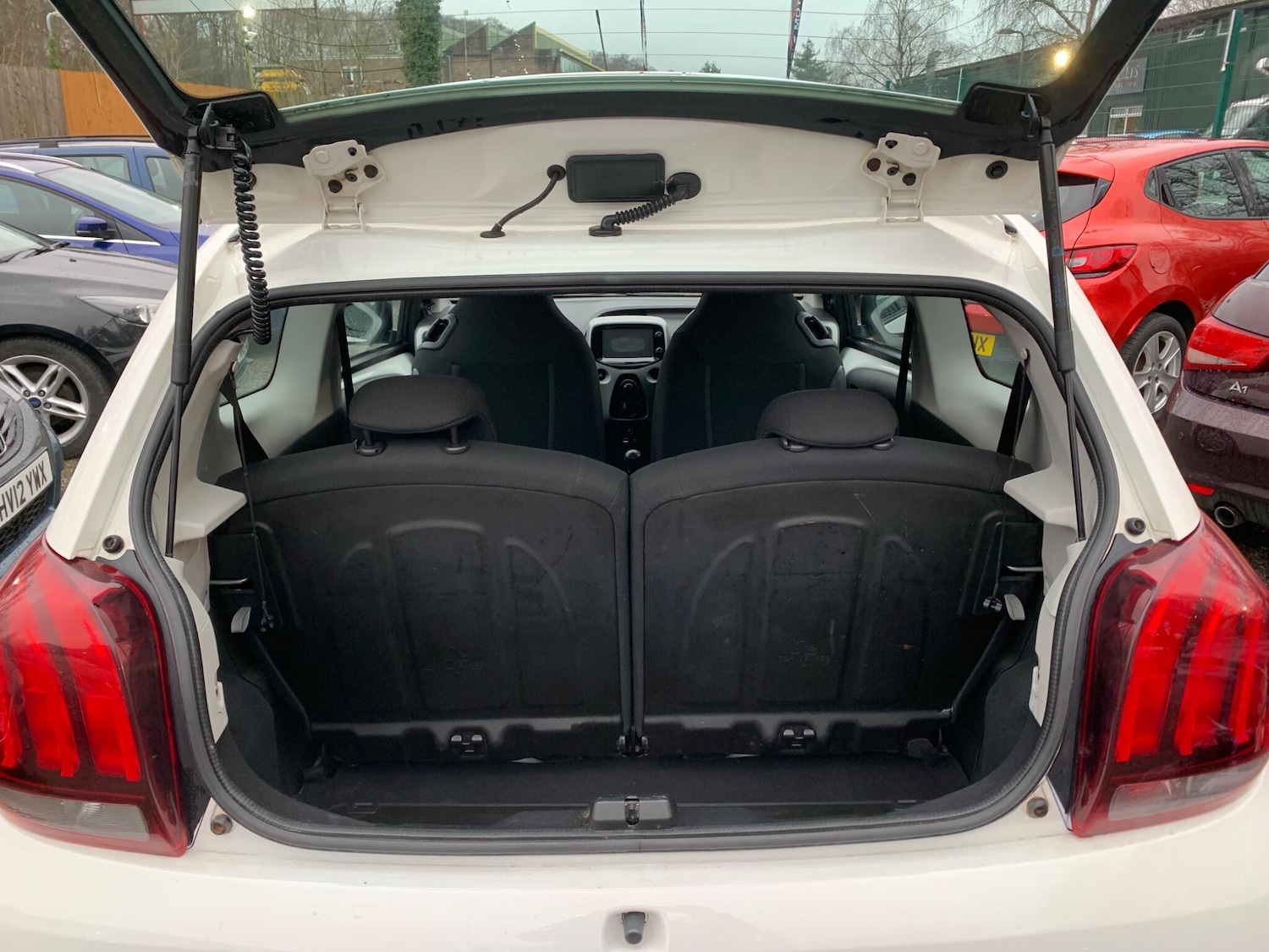 Used Peugeot 108 2015 for sale - 77331813: Photo 25