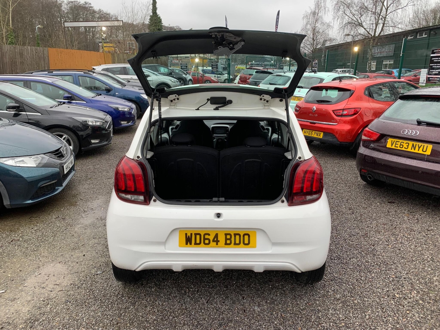 Used Peugeot 108 2015 for sale - 77331813: Photo 26