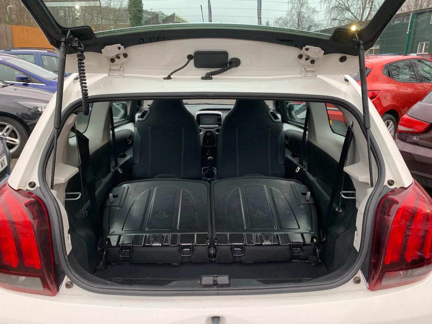 Used Peugeot 108 2015 for sale - 77331813: Photo 27