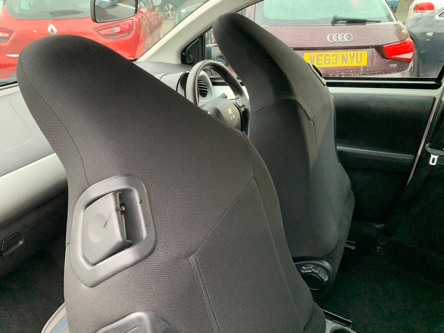 Used Peugeot 108 2015 for sale - 77331813: Photo 28