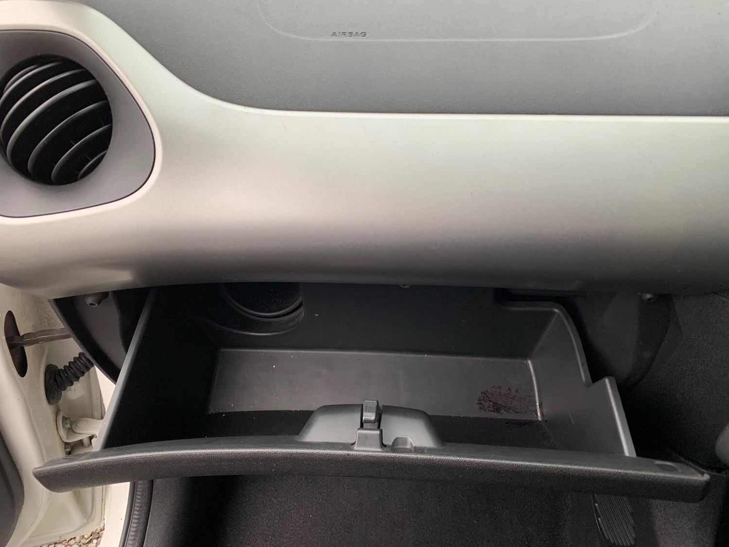 Used Peugeot 108 2015 for sale - 77331813: Photo 38