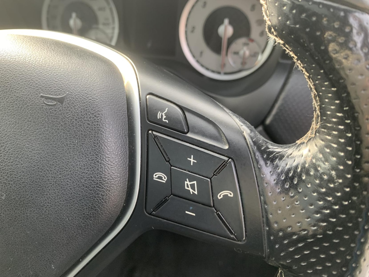 Used Mercedes-Benz A-Class 2014 for sale - 77992028: Photo 16