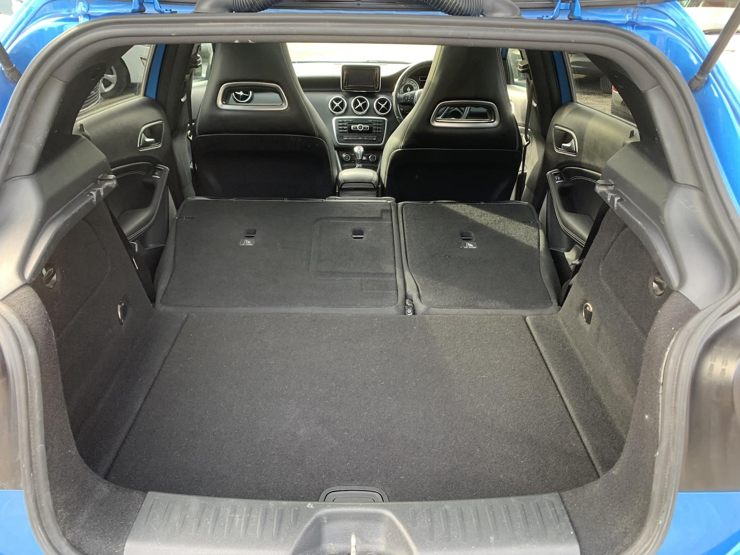 Used Mercedes-Benz A-Class 2014 for sale - 77992028: Photo 28