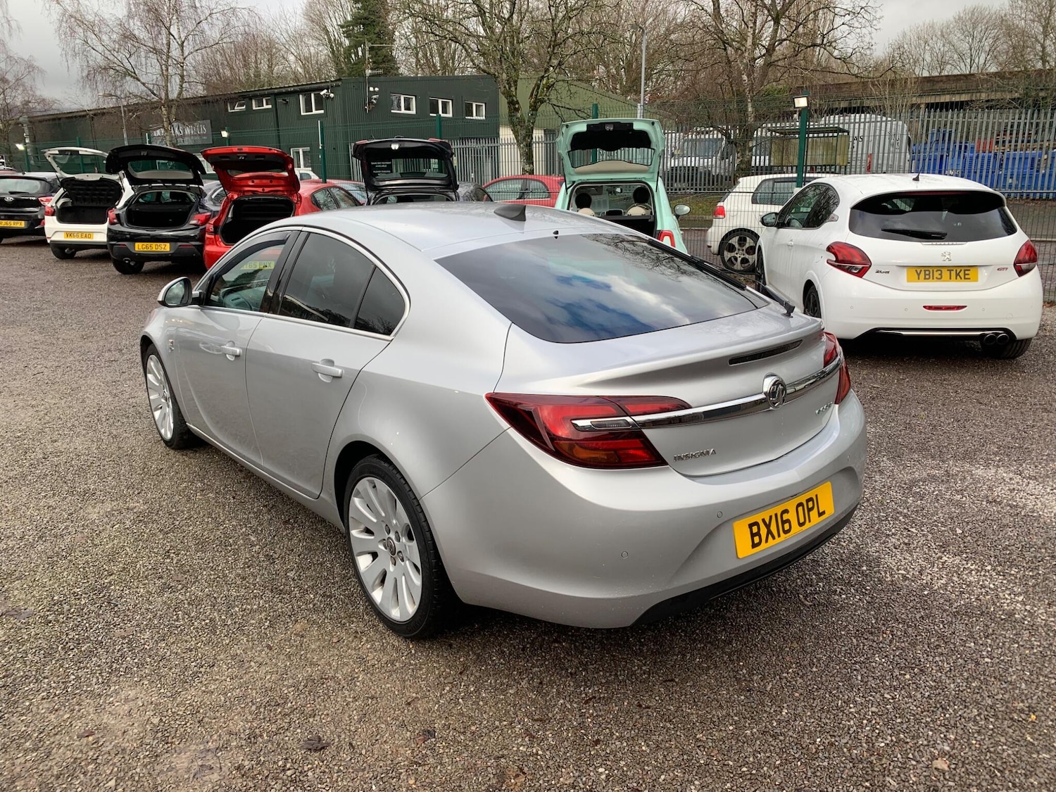 Used Vauxhall Insignia 2016 for sale - 77237625: Photo 8