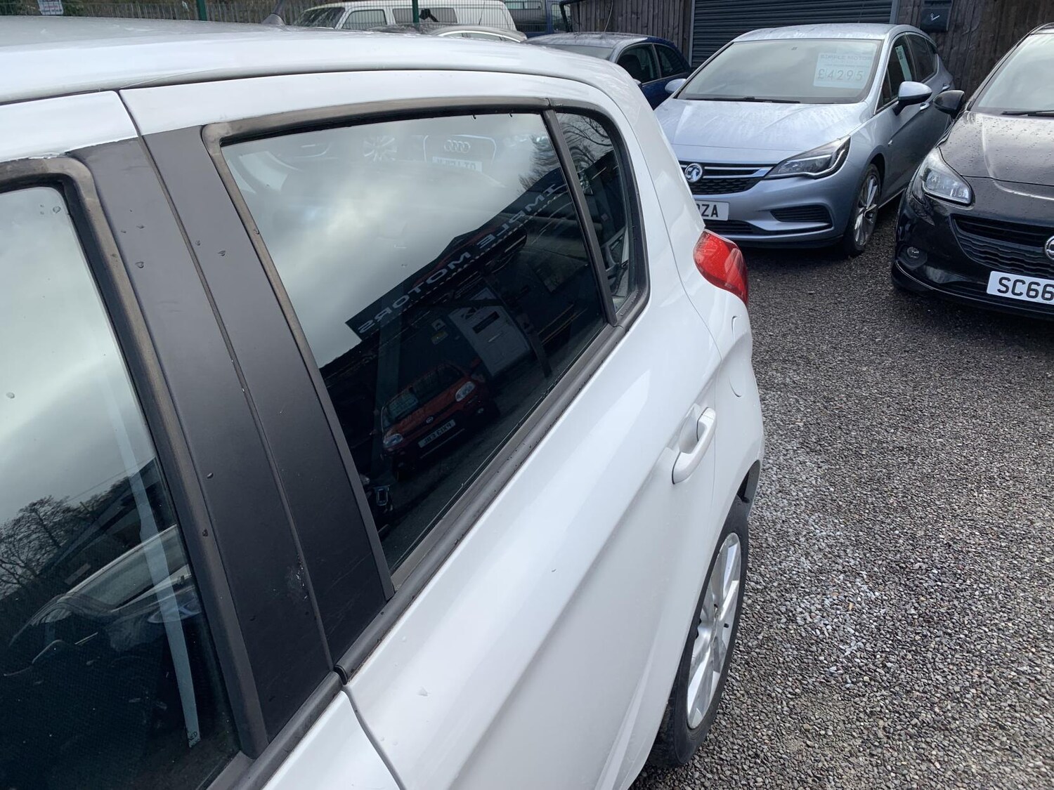 Used Hyundai i20 2014 for sale - 77630933: Photo 76